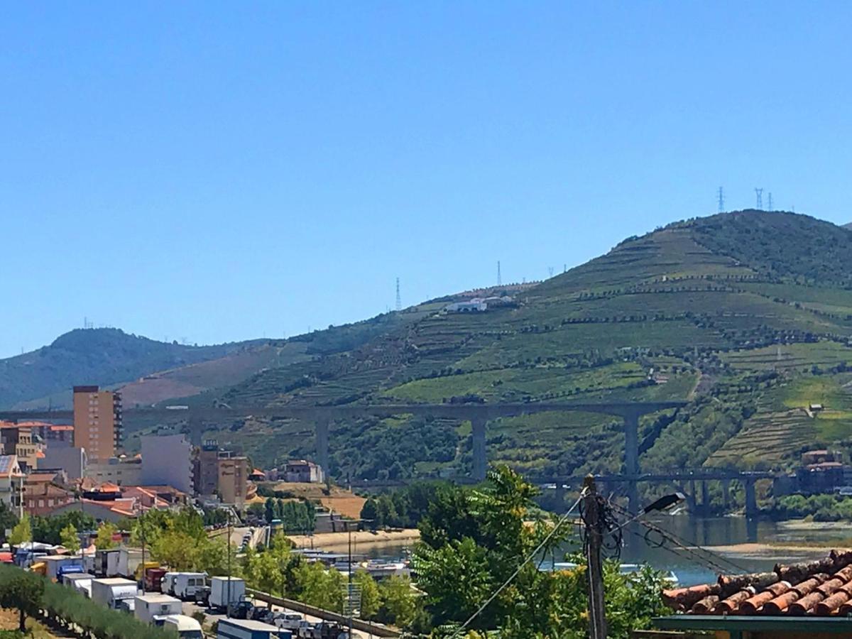 Casa Largo Do Cruzeiro Bed and Breakfast Peso da Régua Εξωτερικό φωτογραφία